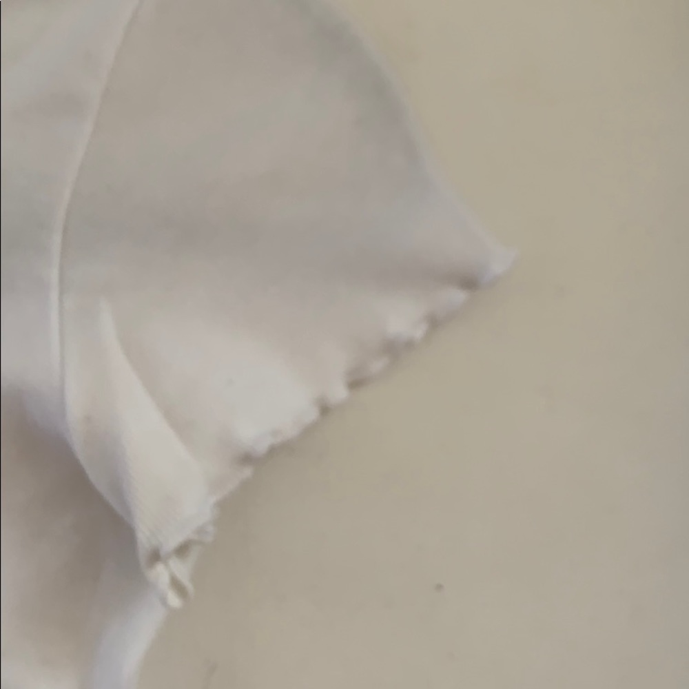 Brandy Melville crop top - Picture 3 of 4